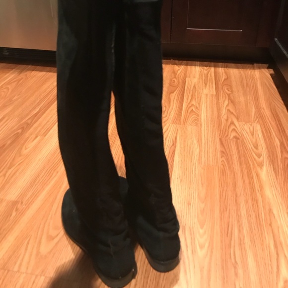 Not for sale Stuart Weitzman in black suede - Picture 5 of 7